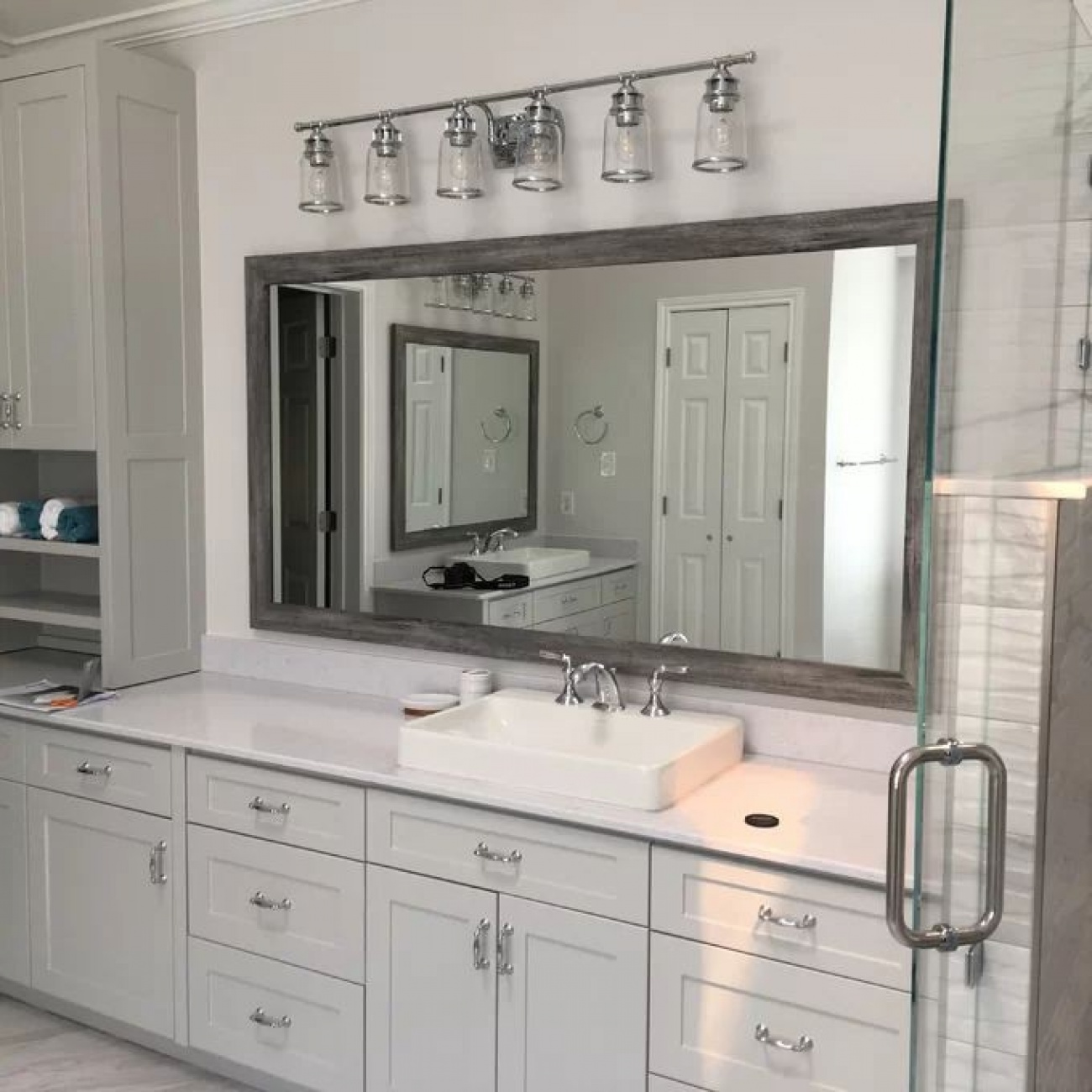 Bathroom mirror