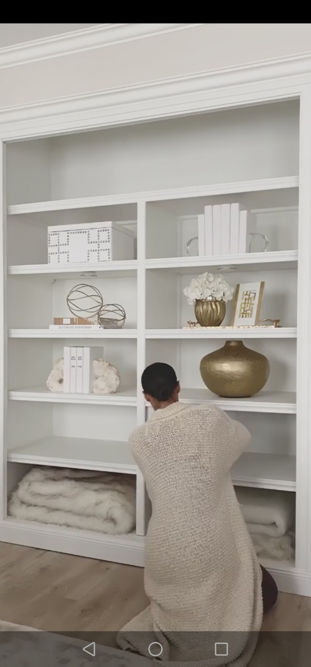 Bookcase 