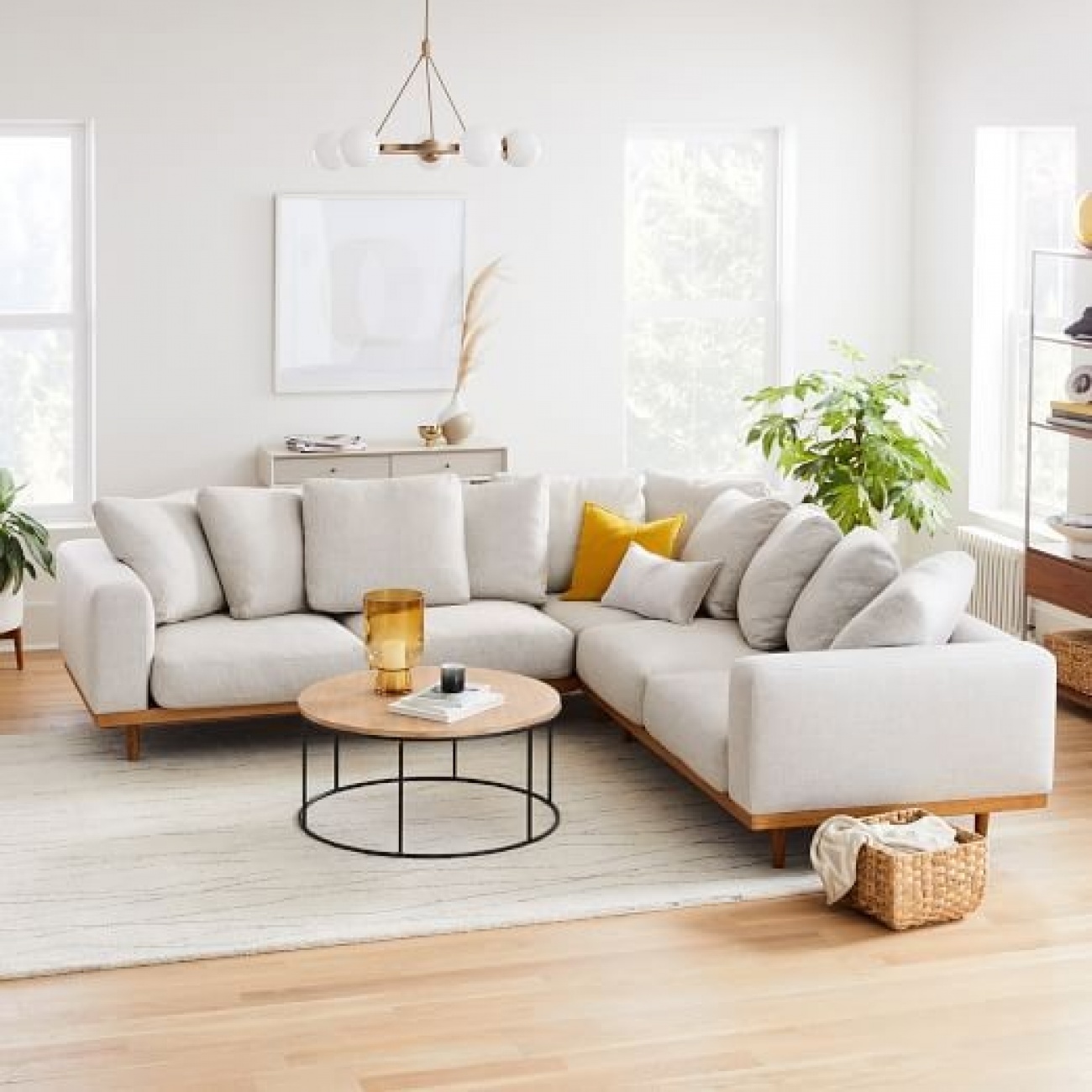 Couch0 Sectional Style