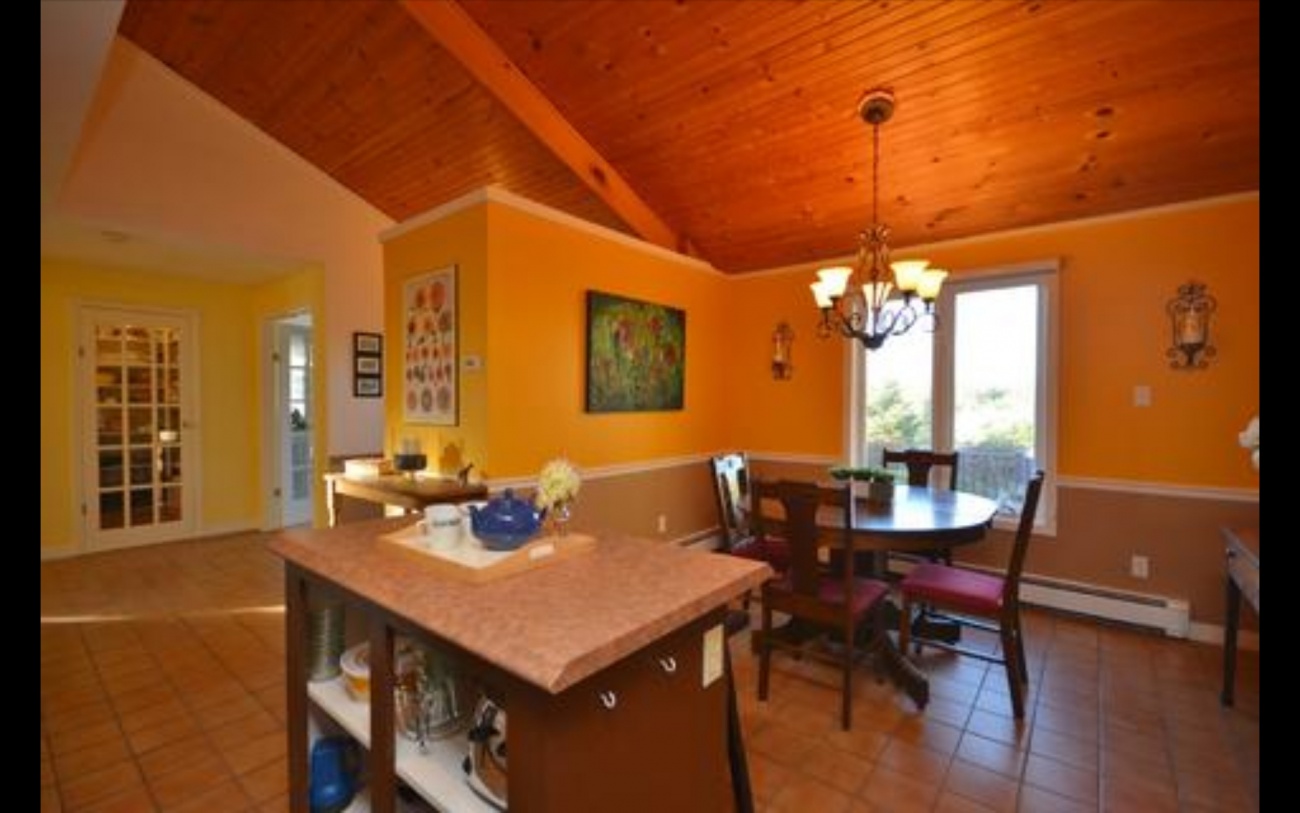Dining before view