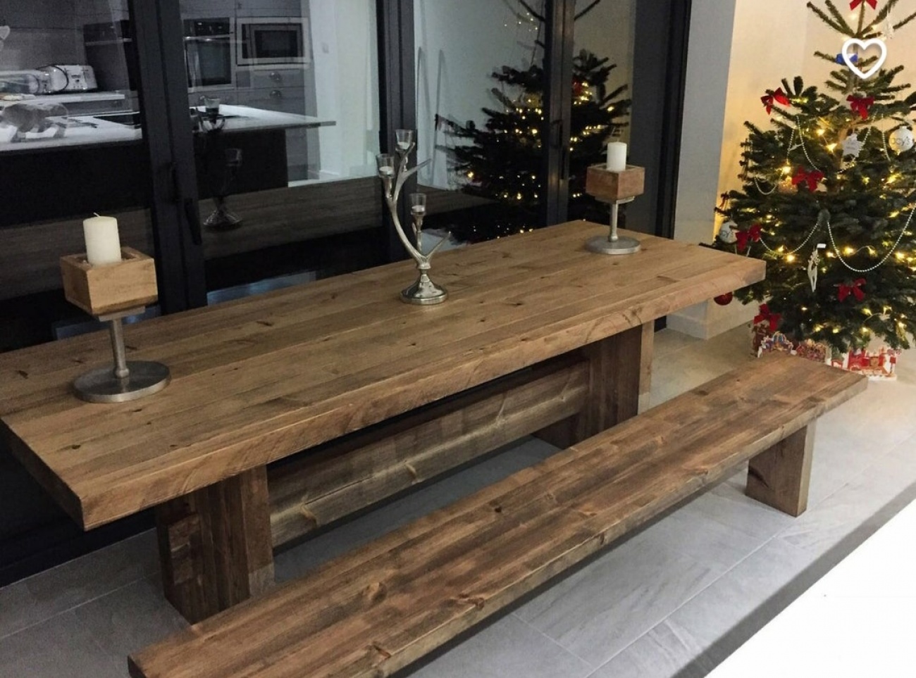 Dining room table 