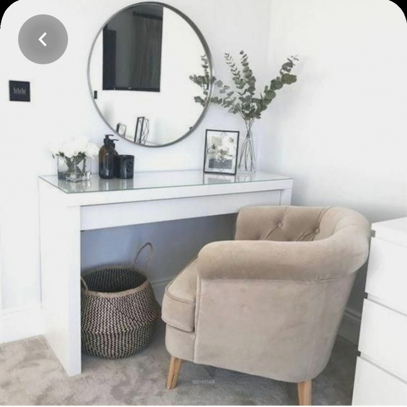 Dressing table design 
