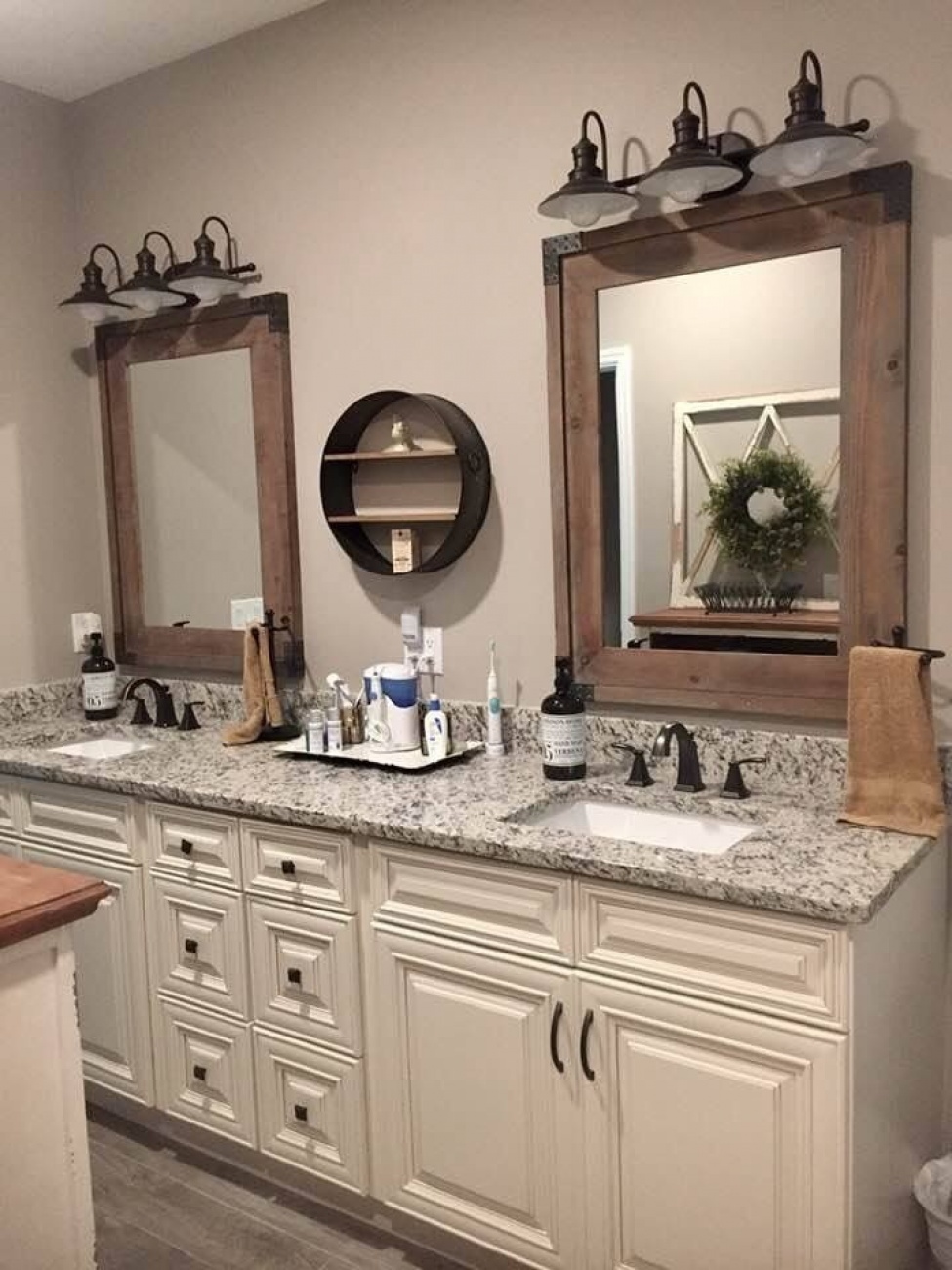 Framed mirror / black fixtures & hard...