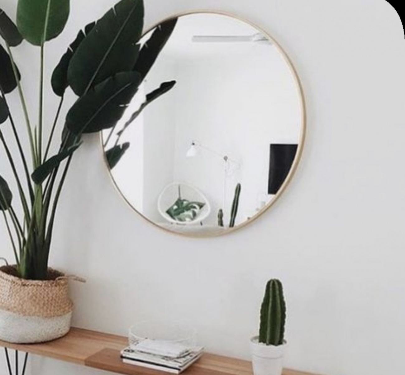 Golden mirror