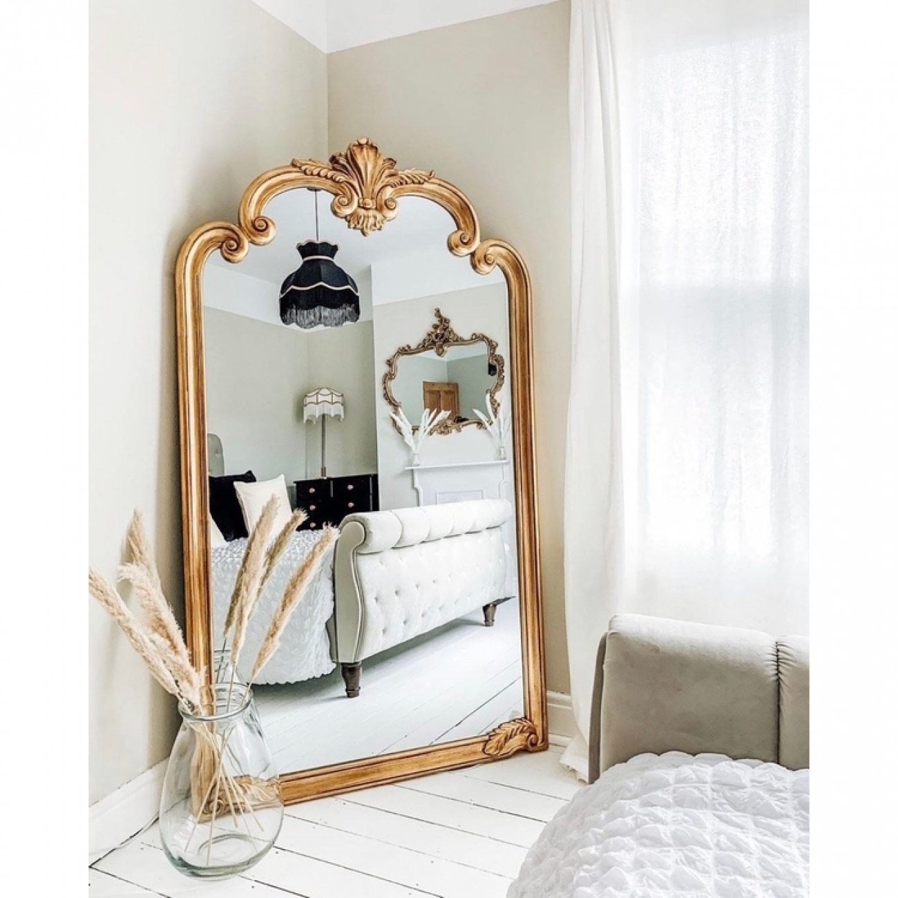 Gold mirror 