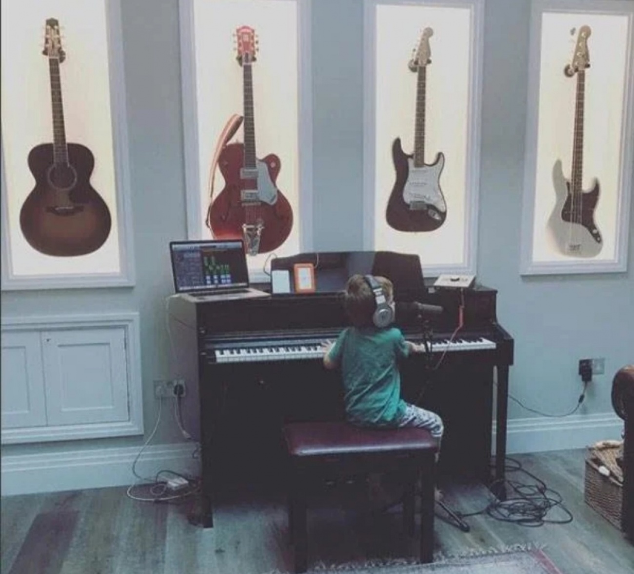 Guitar display