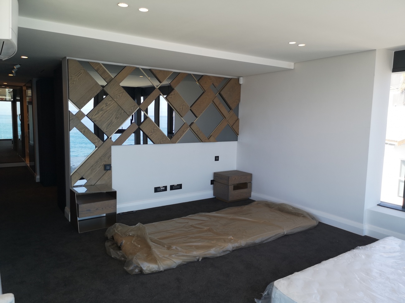 Head board 