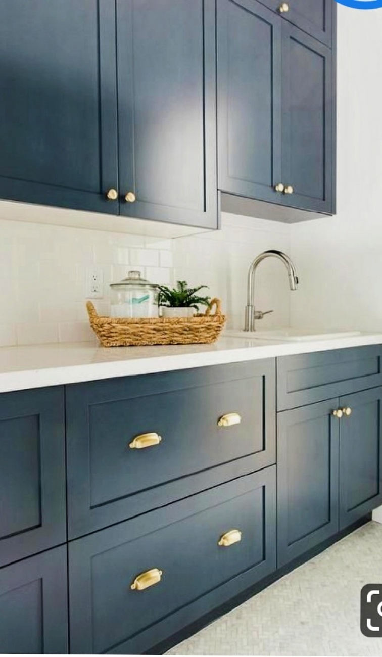 Kitchen cabinets