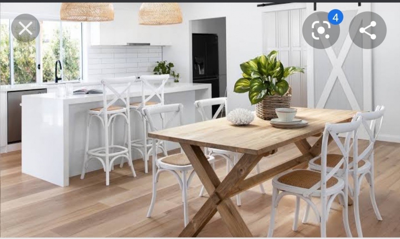 Kitchen table 