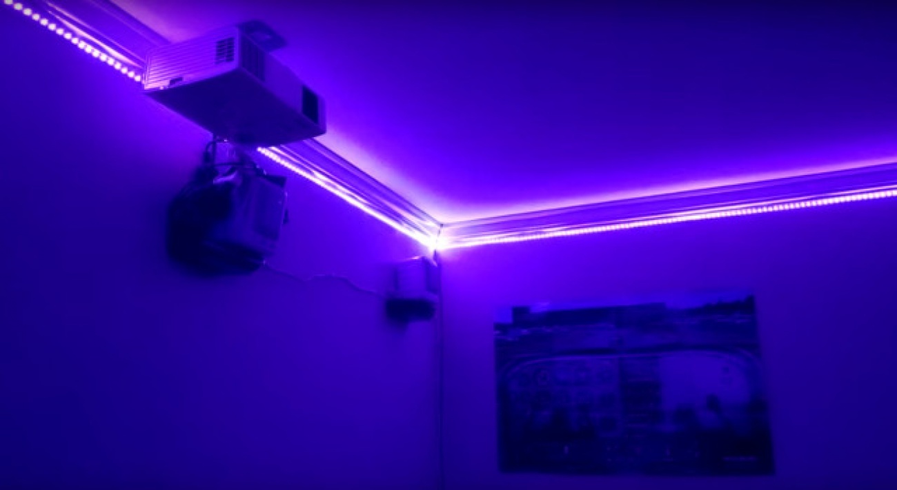 Led lights around top of room, colour...