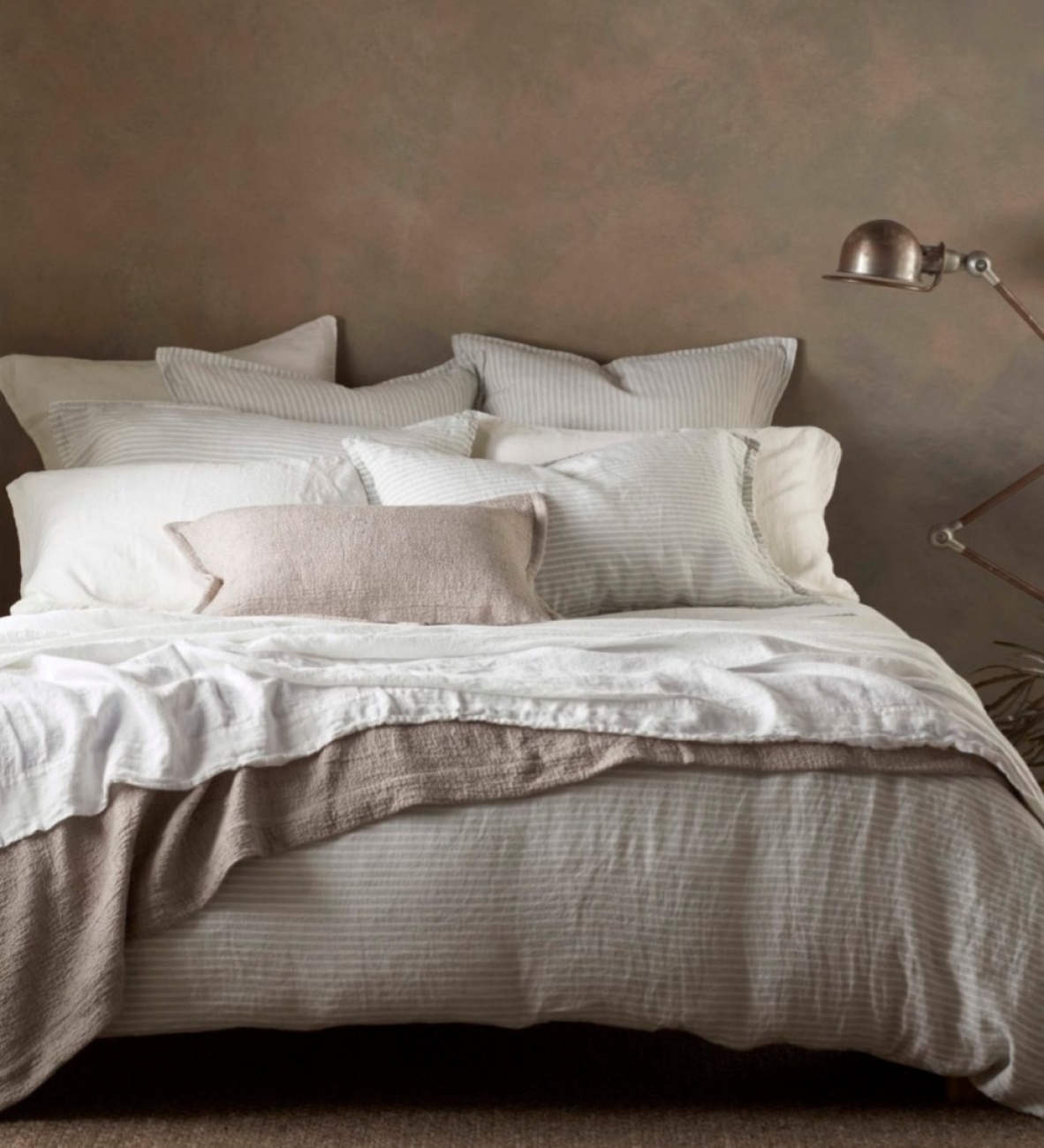 Linen bedding 