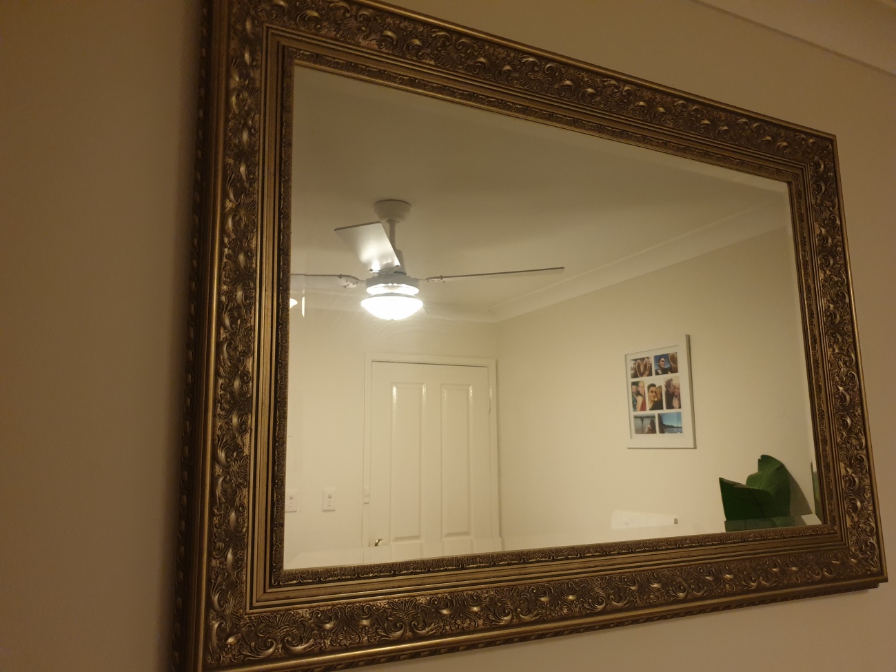 Mirror 