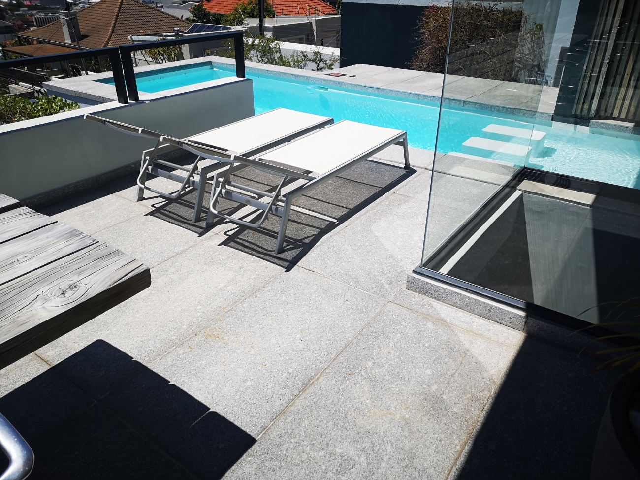 Outdoor tiling grey