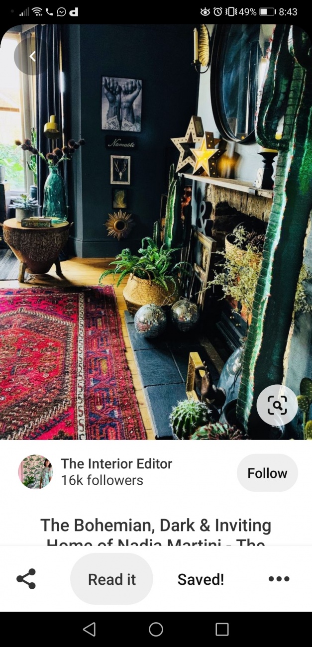 Pink/red bohemian rug