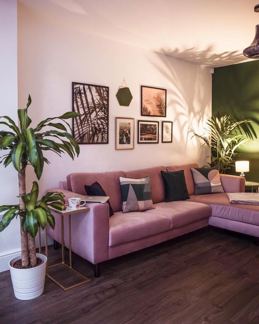 Roz sofa