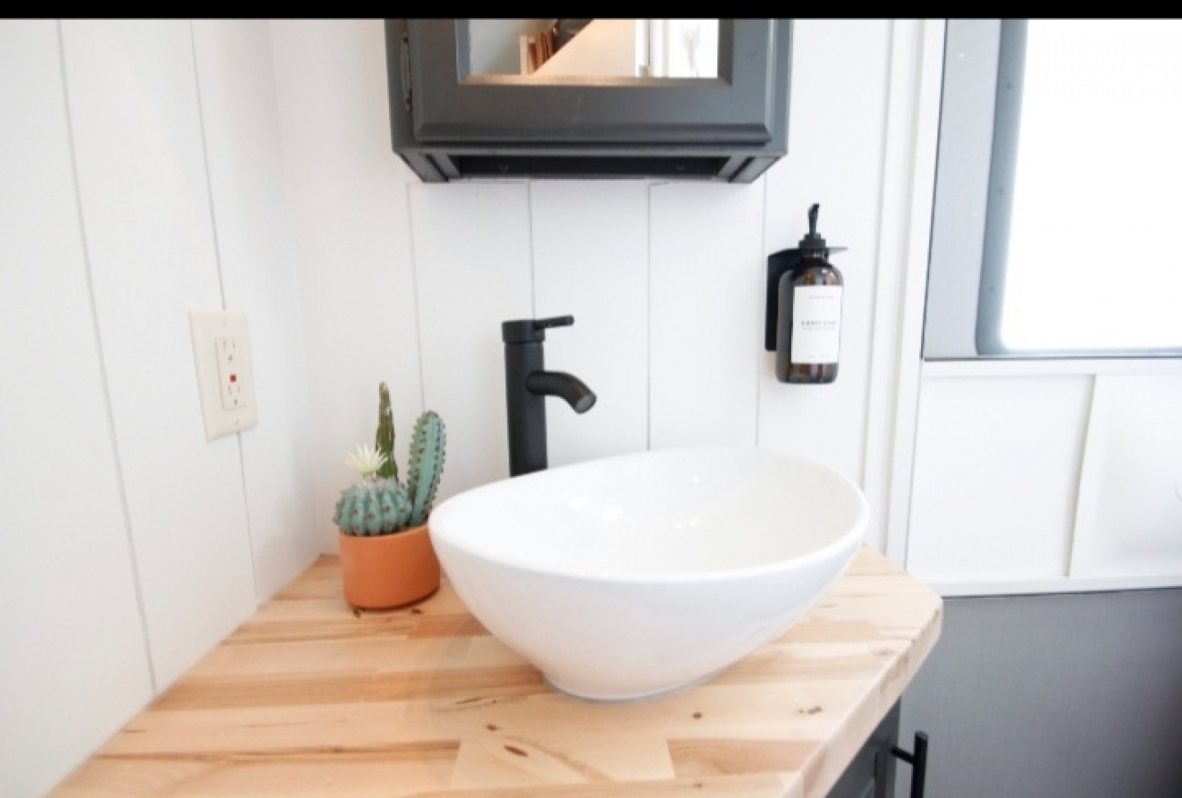 Sink/faucett 