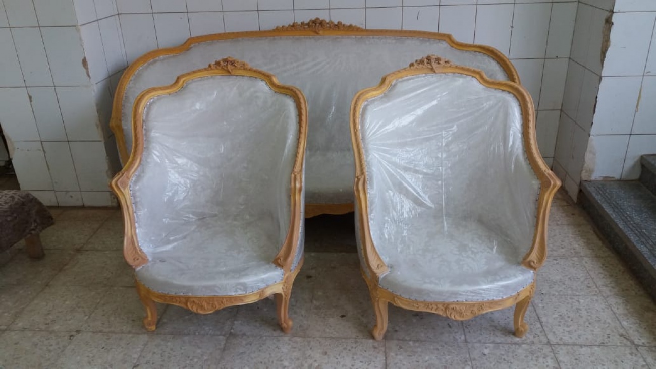sofa 