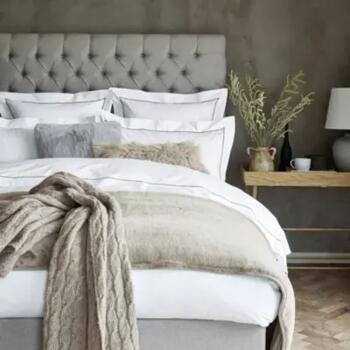 throw cushion