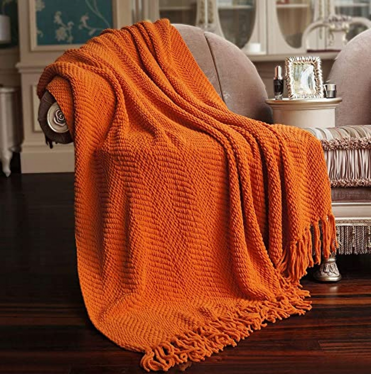 Throw rug