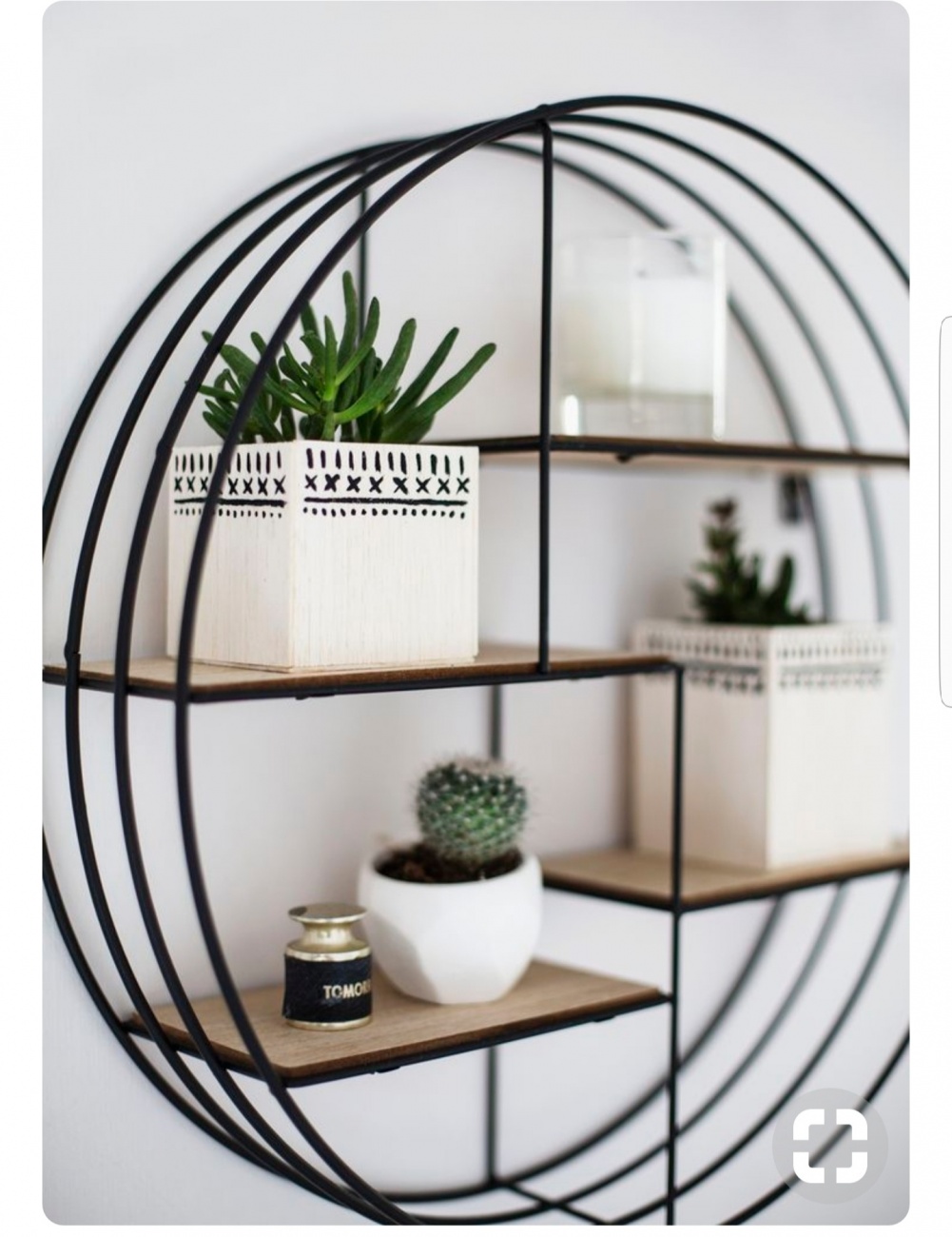Wall shelf