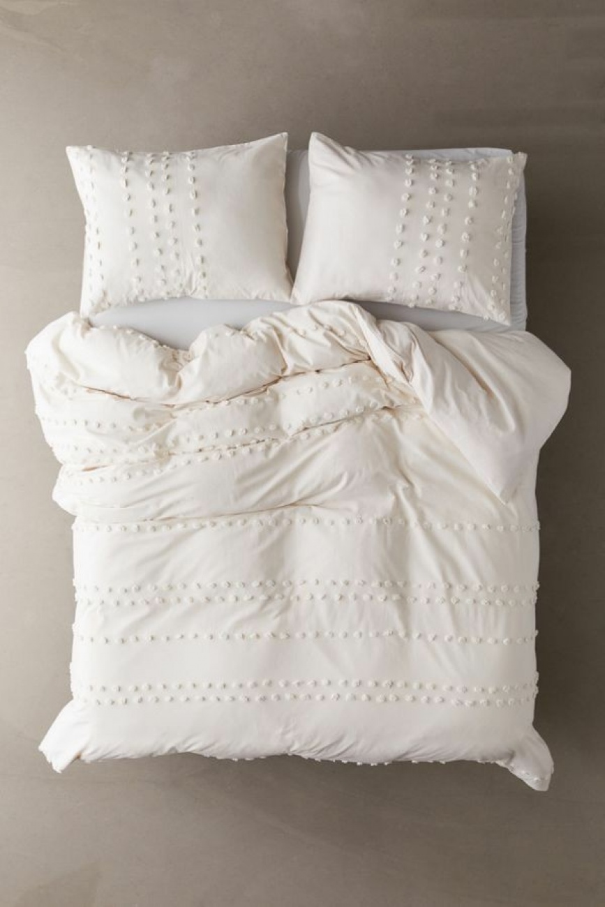 White bedding 